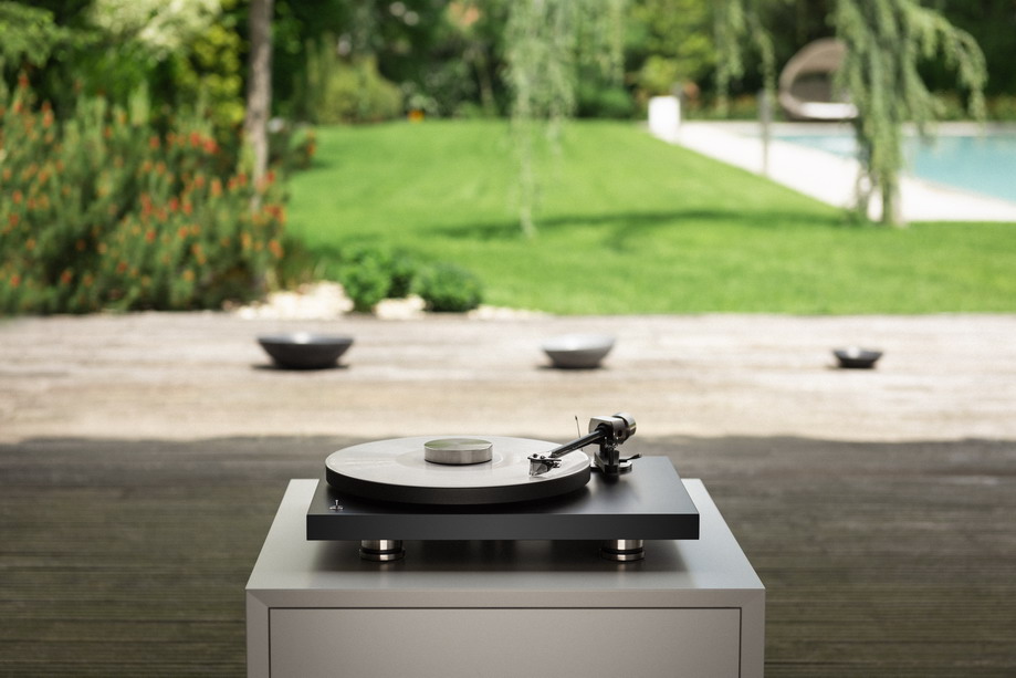 PRO-JECT AUDIO SYSTEMS Debut PRO