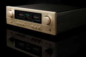 Accuphase E-280 High Fidelity News